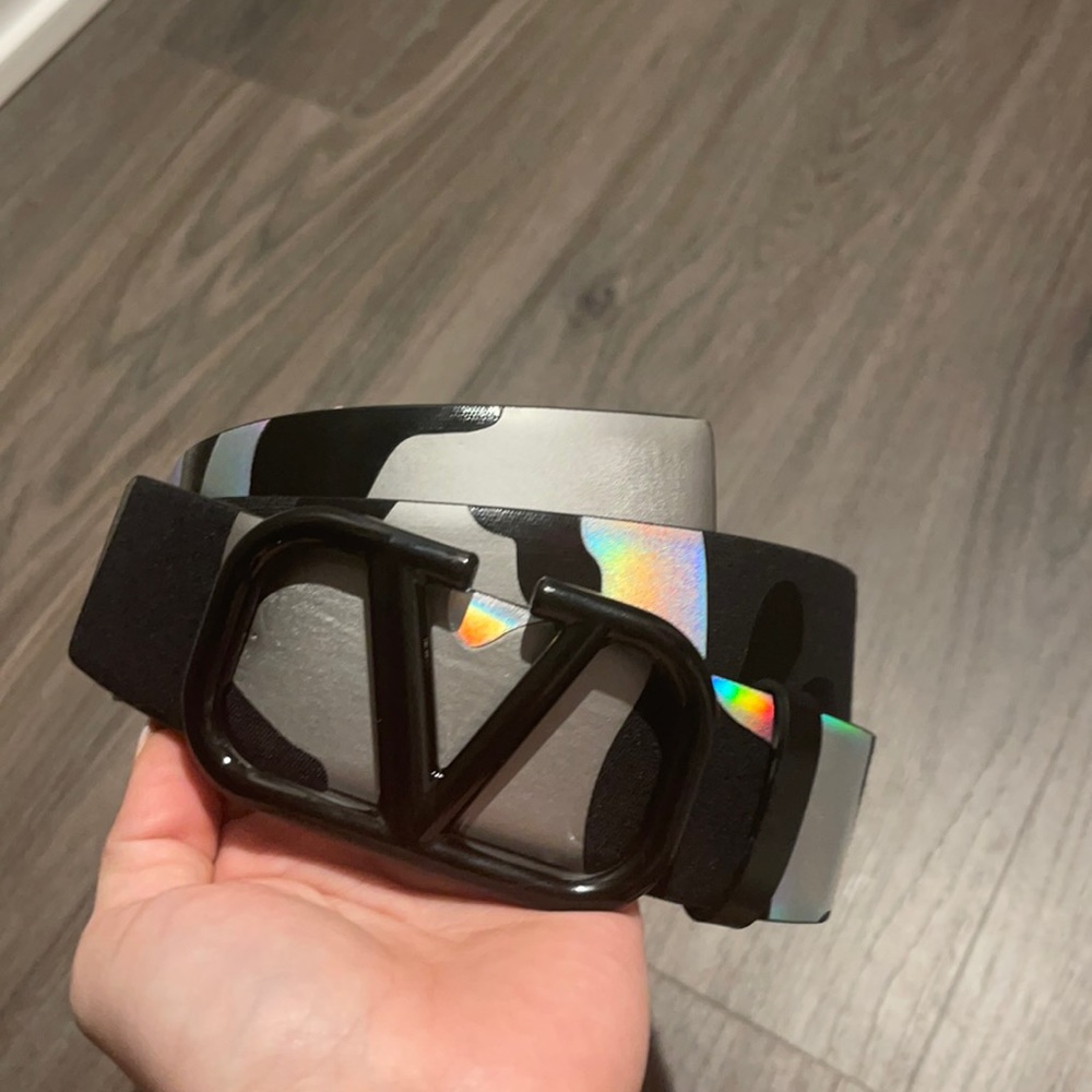 Brand new men’s Valentino belt